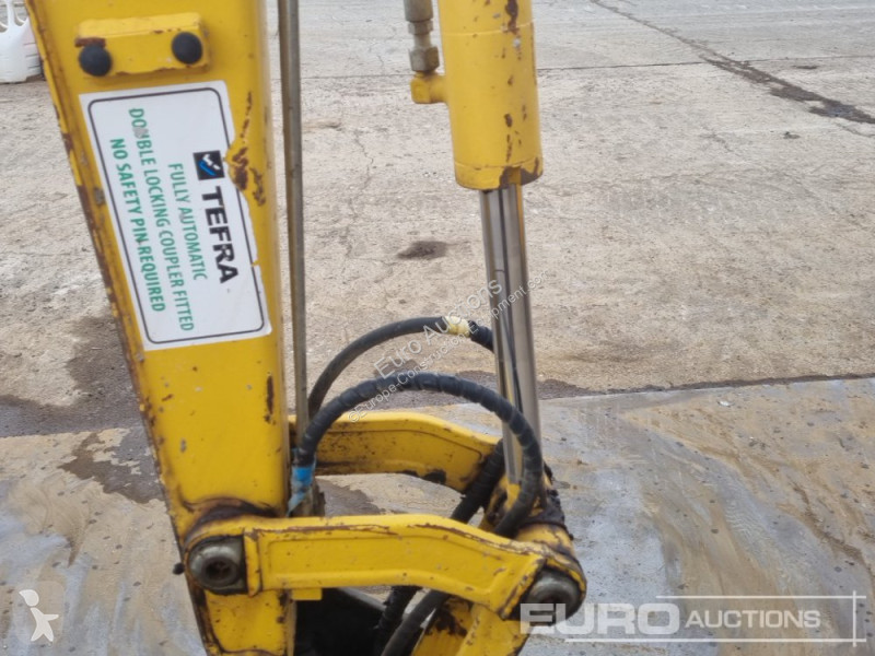 جرافة Komatsu PC26MR-3