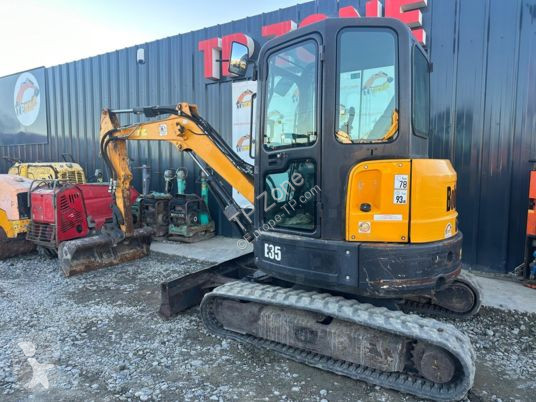 Lopatový nakládač Bobcat e35 à 23 500 € ht