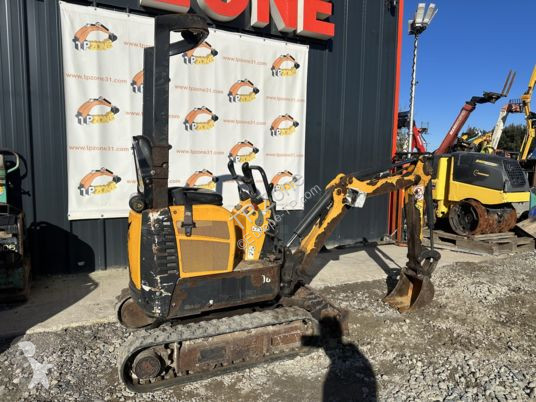 Lopatový nakládač Bobcat e08 à 9 900 € ht