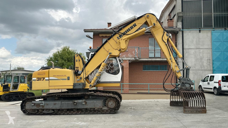 جرافة Liebherr R317