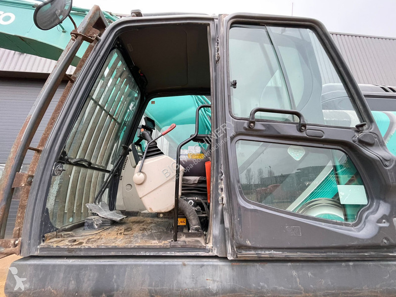 جرافة Kobelco SK350LC-10