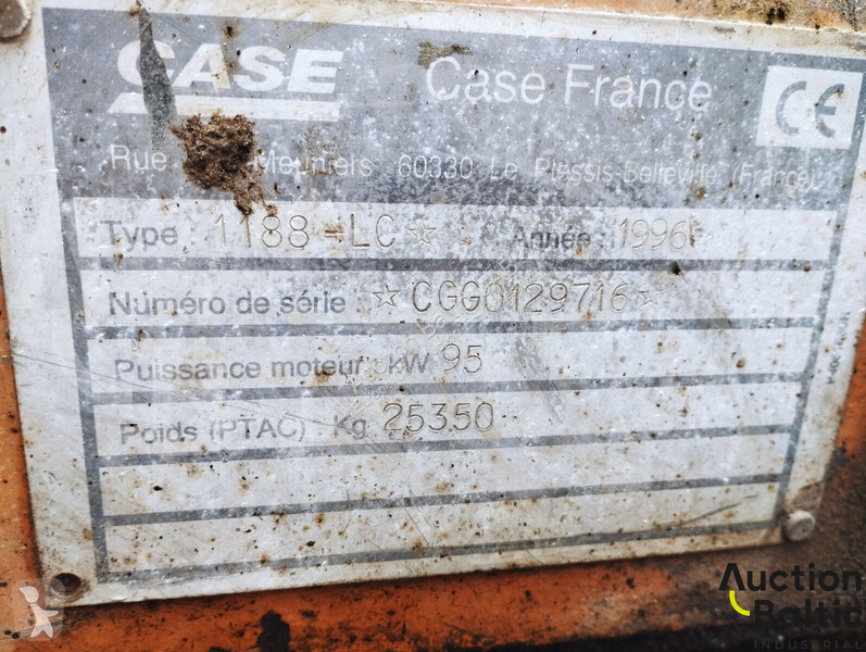Escavatore Case LC