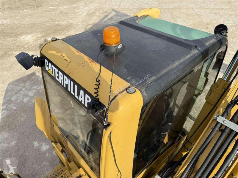 جرافة Caterpillar C