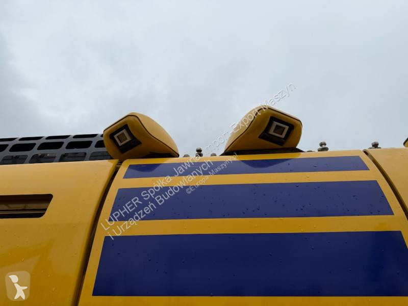 جرافة Komatsu PC360LC-11E0