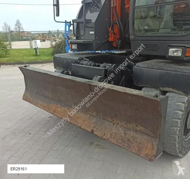 Экскаватор Hitachi