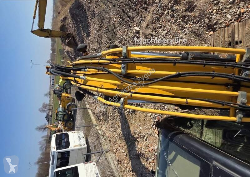 Rýpadlo JCB
