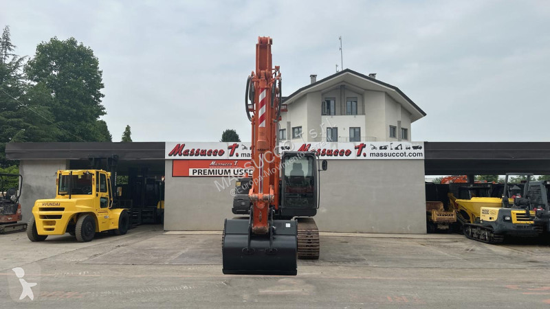Escavatore Hitachi