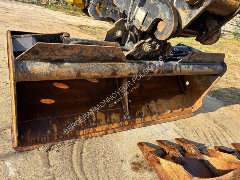 جرافة Caterpillar