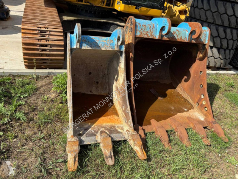 Экскаватор Caterpillar