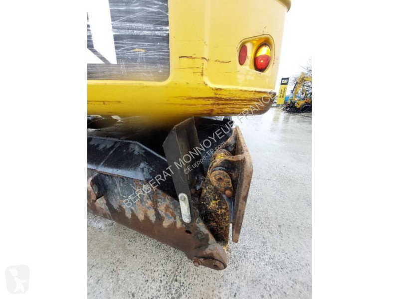 جرافة Caterpillar M313D