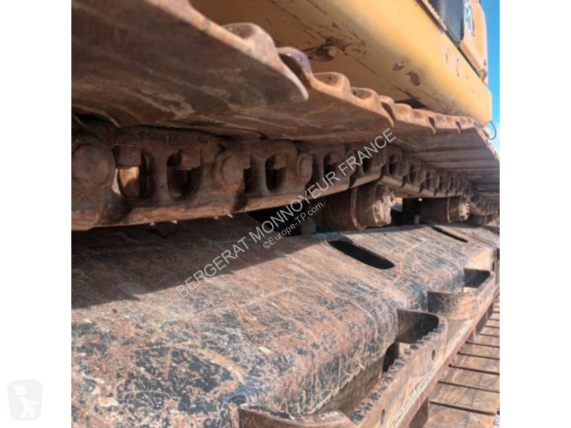 جرافة Caterpillar