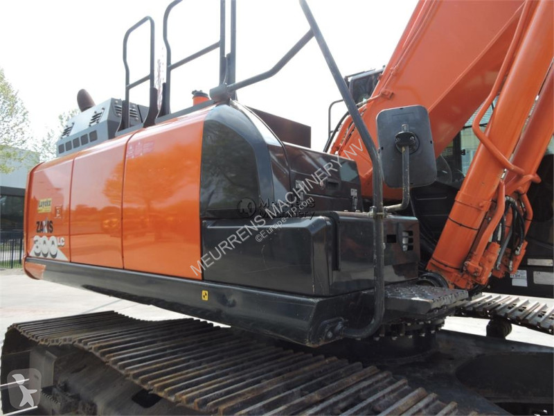 جرافة Hitachi 0