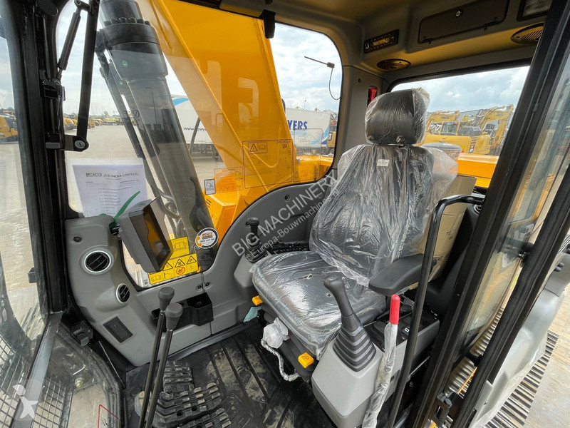 Rýpadlo JCB 245 HD LR