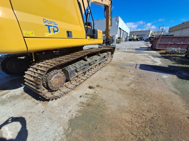 Rýpadlo Caterpillar 323