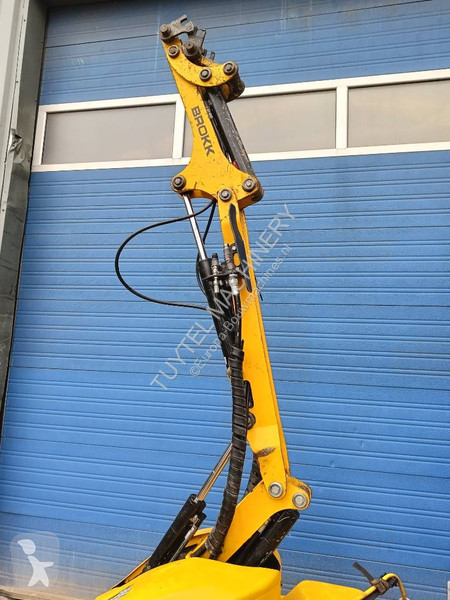 Lopatový nakládač Brokk 100 husqvarna robot...