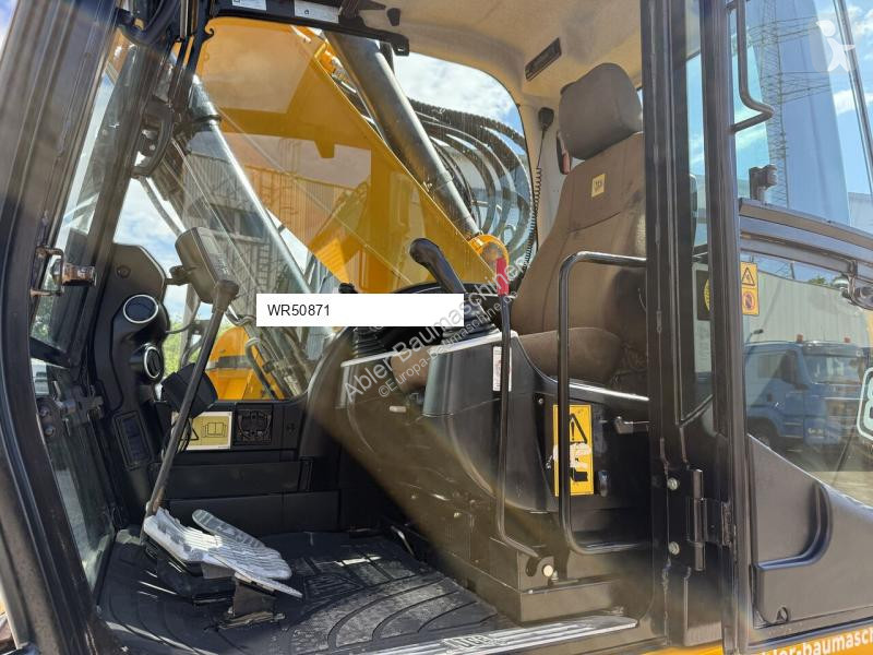 Rýpadlo JCB JZ255 NLC