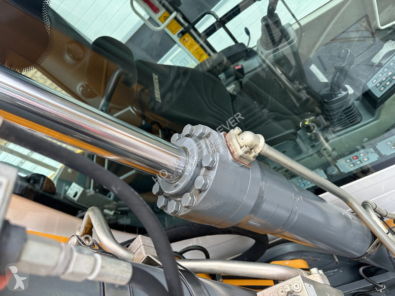Rýpadlo Liebherr A916