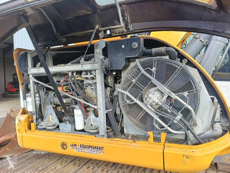 Excavator Liebherr R  excavator bagger + 6 buckets