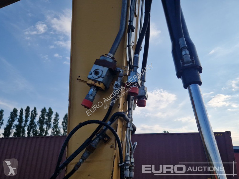 Escavatore Caterpillar D
