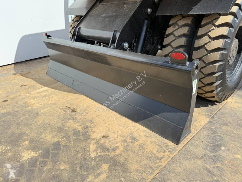 جرافة Caterpillar GC - BRAND NEW / UNUSED /...