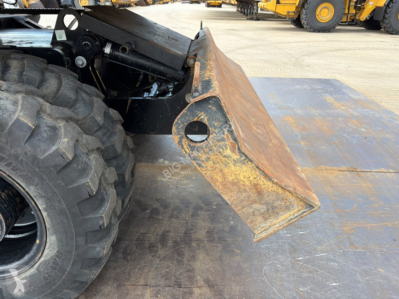 Skovl Caterpillar F Mobile excavator