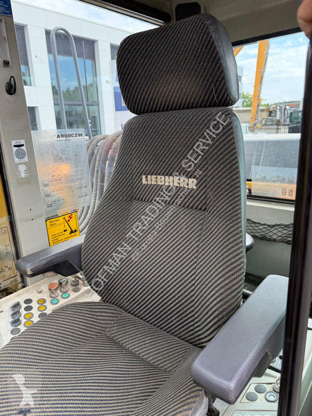 جرافة Liebherr ZW