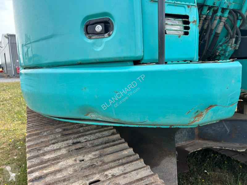 جرافة Kobelco SK230SRLC-3