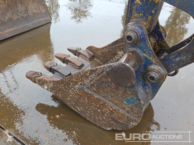 Excavator Komatsu 3