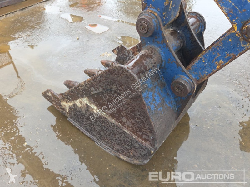 Excavator Komatsu PC10-6