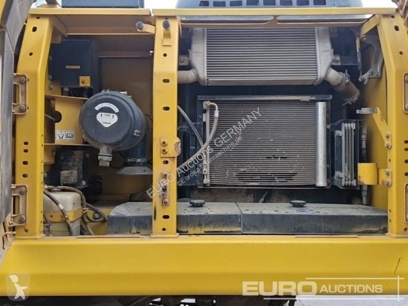 جرافة Komatsu 10