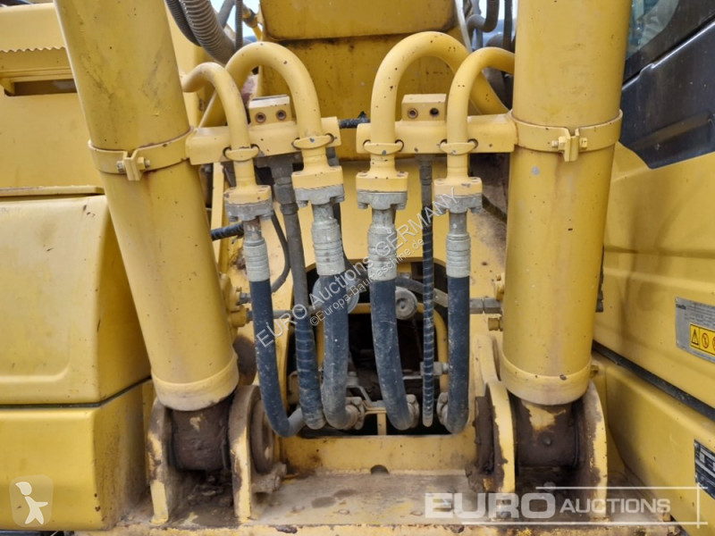 Rýpadlo Komatsu 10