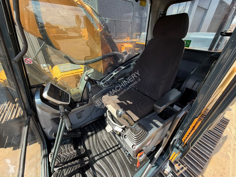 Rýpadlo Hyundai HX330