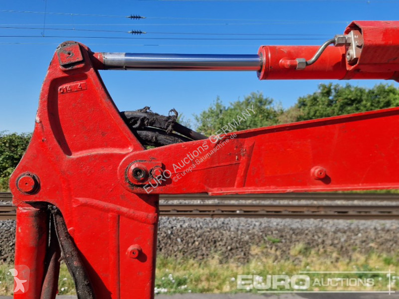 جرافة Volvo ECR25D