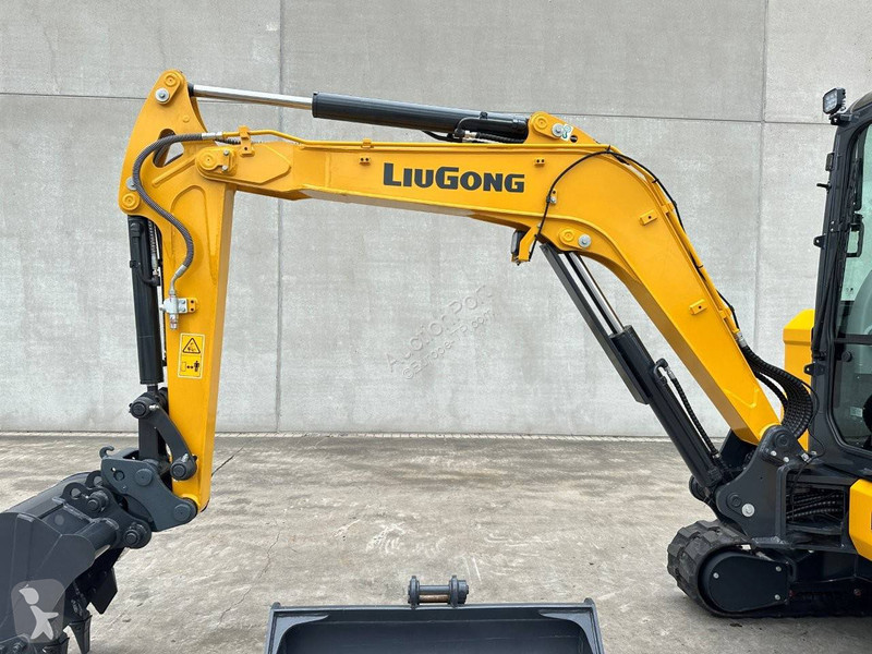 Rýpadlo LiuGong 9035 FZTS
