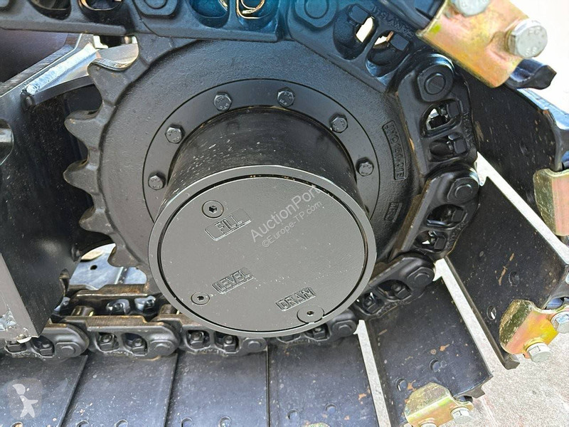 Rýpadlo Sany SY70C