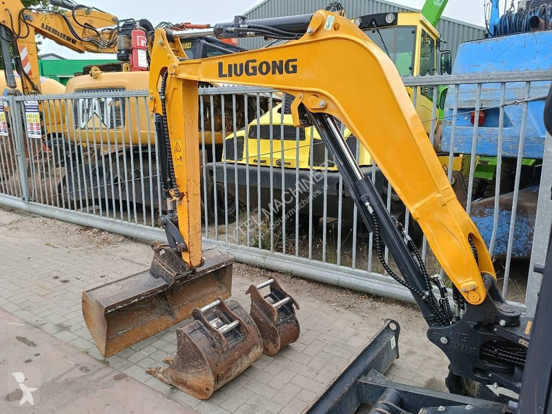 Pelle LiuGong 9027 FZTS 2,7 ton rups...