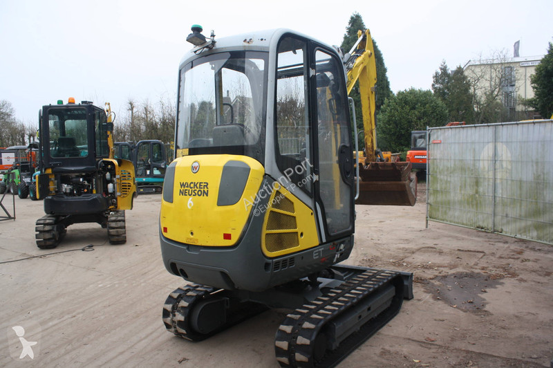 جرافة Neuson ET24 VDS