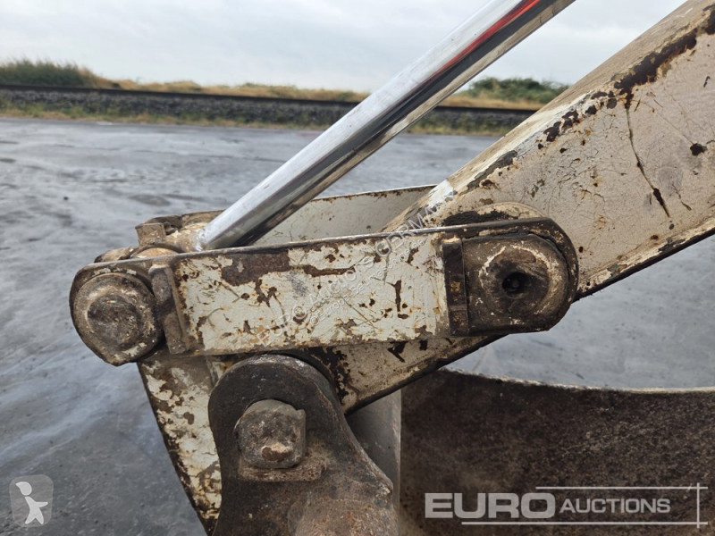 Excavator Yanmar YB351