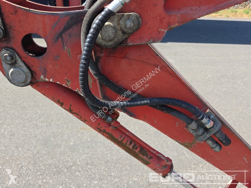 جرافة Yanmar ViO25-4