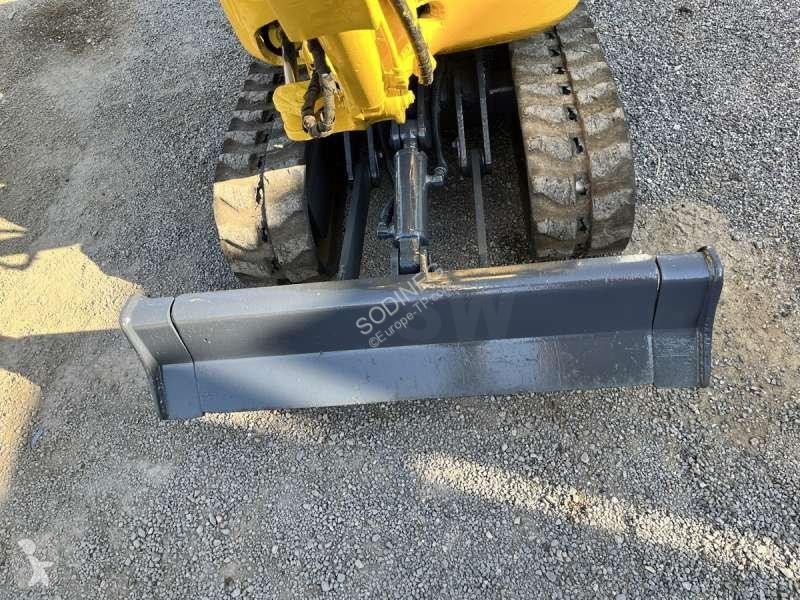 جرافة Komatsu  PC09-1
