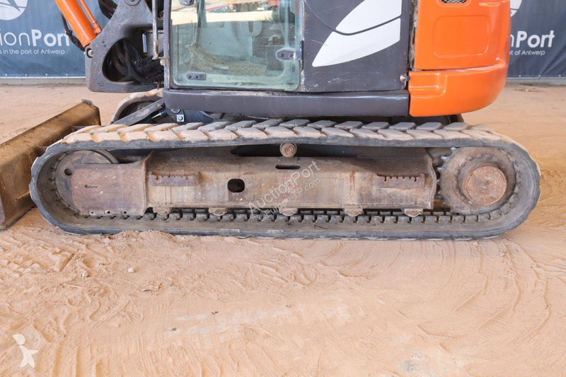 Lopatový nakládač Hitachi Zaxis B-6
