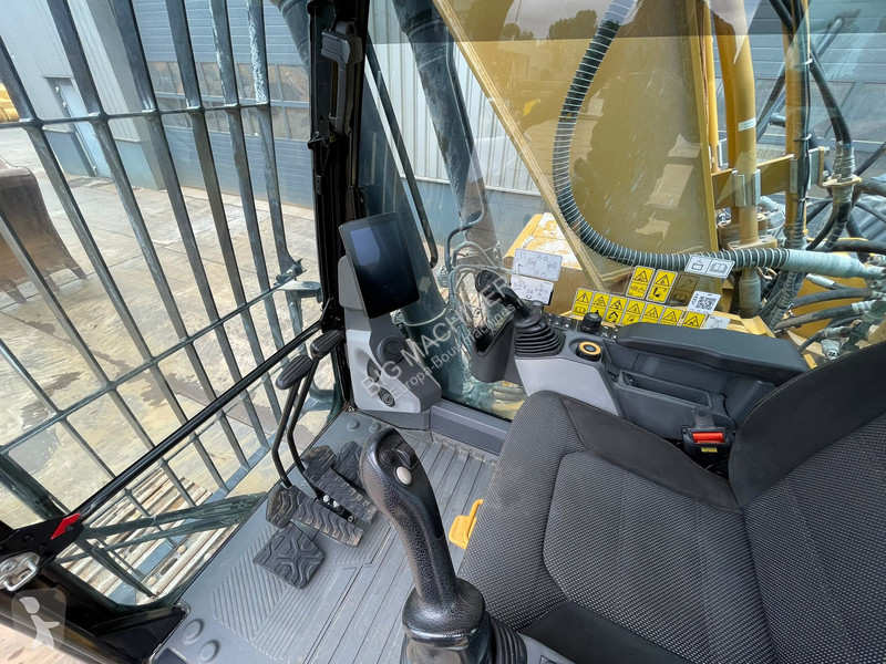 Excavator Caterpillar 07A