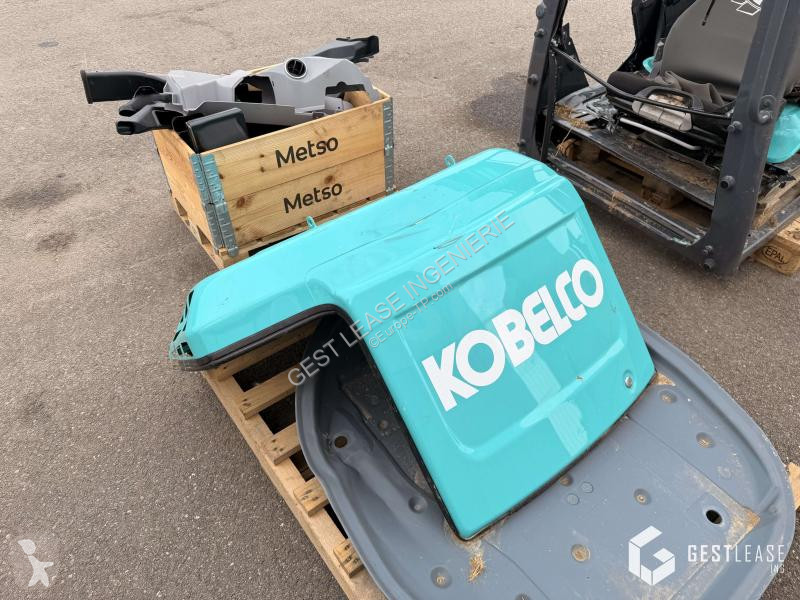 Excavadora Kobelco  SK75SR-7