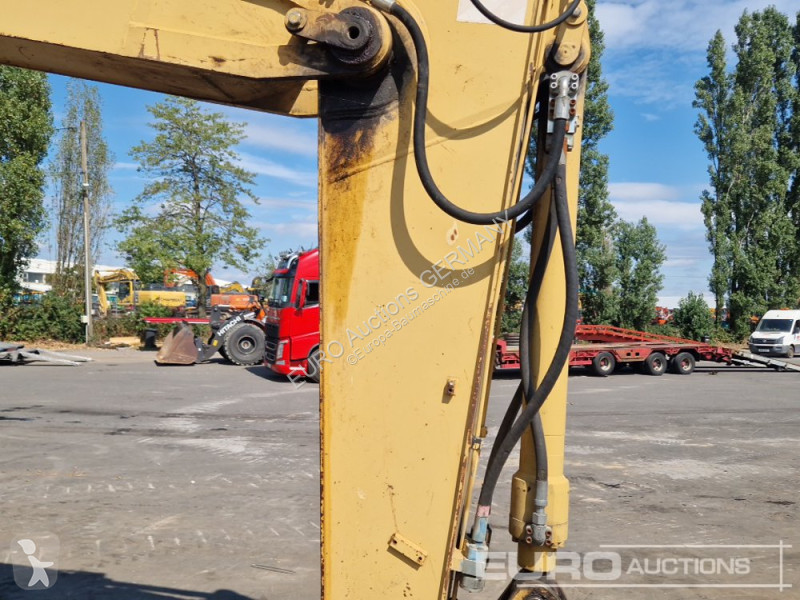 Excavadora Caterpillar C
