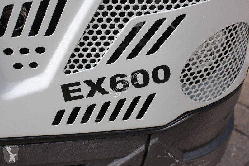 Excavadora Nuoman EX600