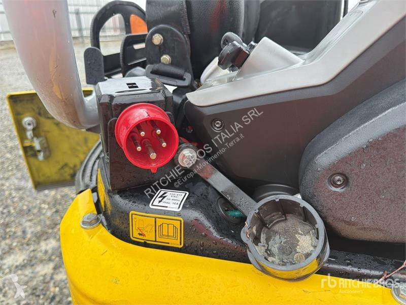 Екскаватор Wacker Neuson E