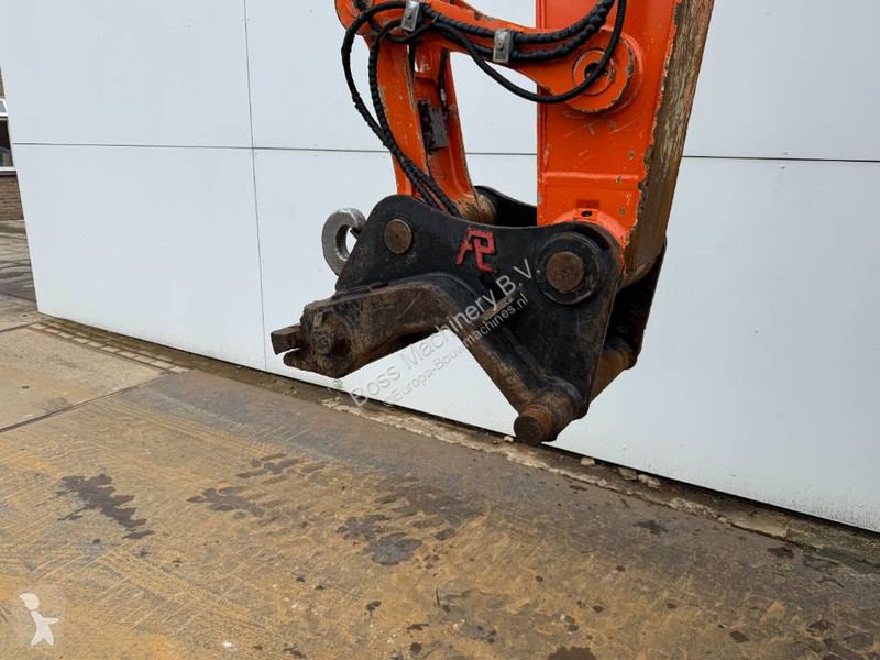 Graafmachine Hitachi ZX140W-6 - Blade / Triple...