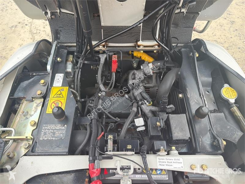 Экскаватор Takeuchi TB210R Mini Excavator