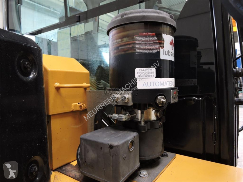 Экскаватор Caterpillar CR Automatic Greasing
