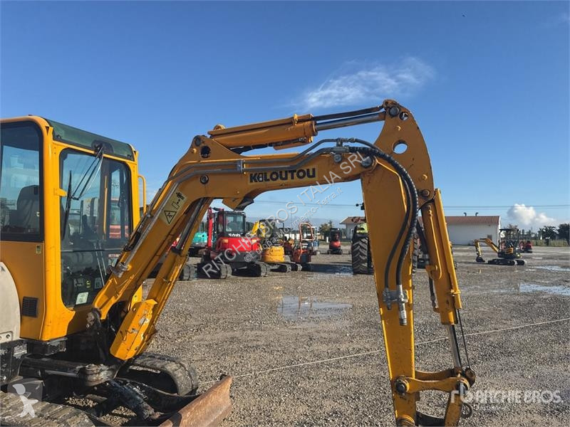 Escavadora Yanmar ViO33UCR Mini Excavator